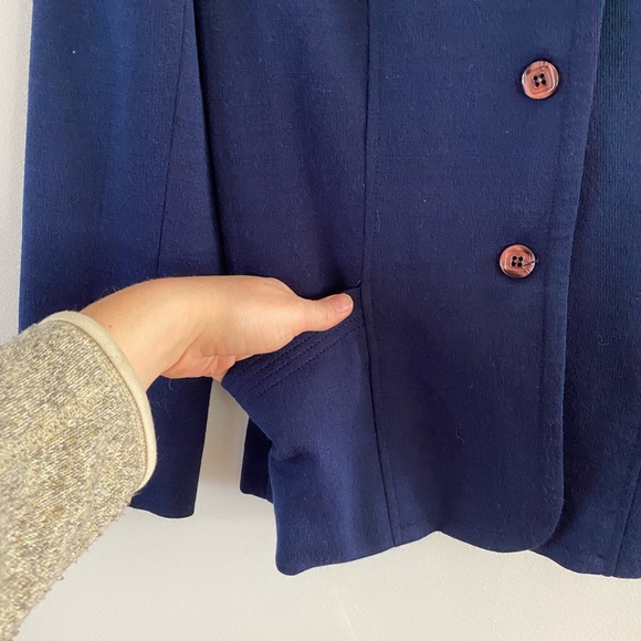 Vintage 60s/70s Navy Wool Blazer - Made in Canda - Picture 5 of 6